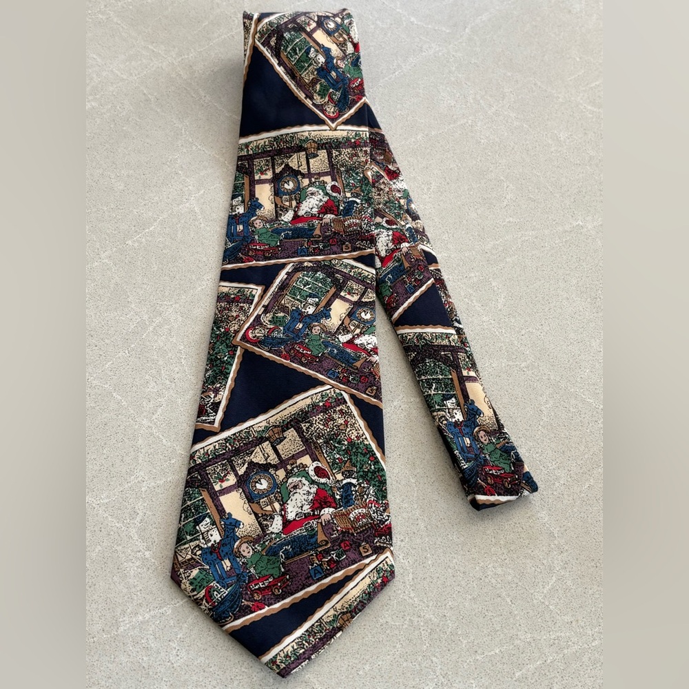 Expression for Men Vintage 100% Italian Silk Tie Santa Holiday Christmas Grandpa
